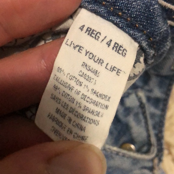 AE Skinny Jean-Heavily Distressed-Sz 4R - Picture 8 of 16